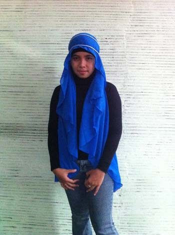 rompi hoodie polos biru depan